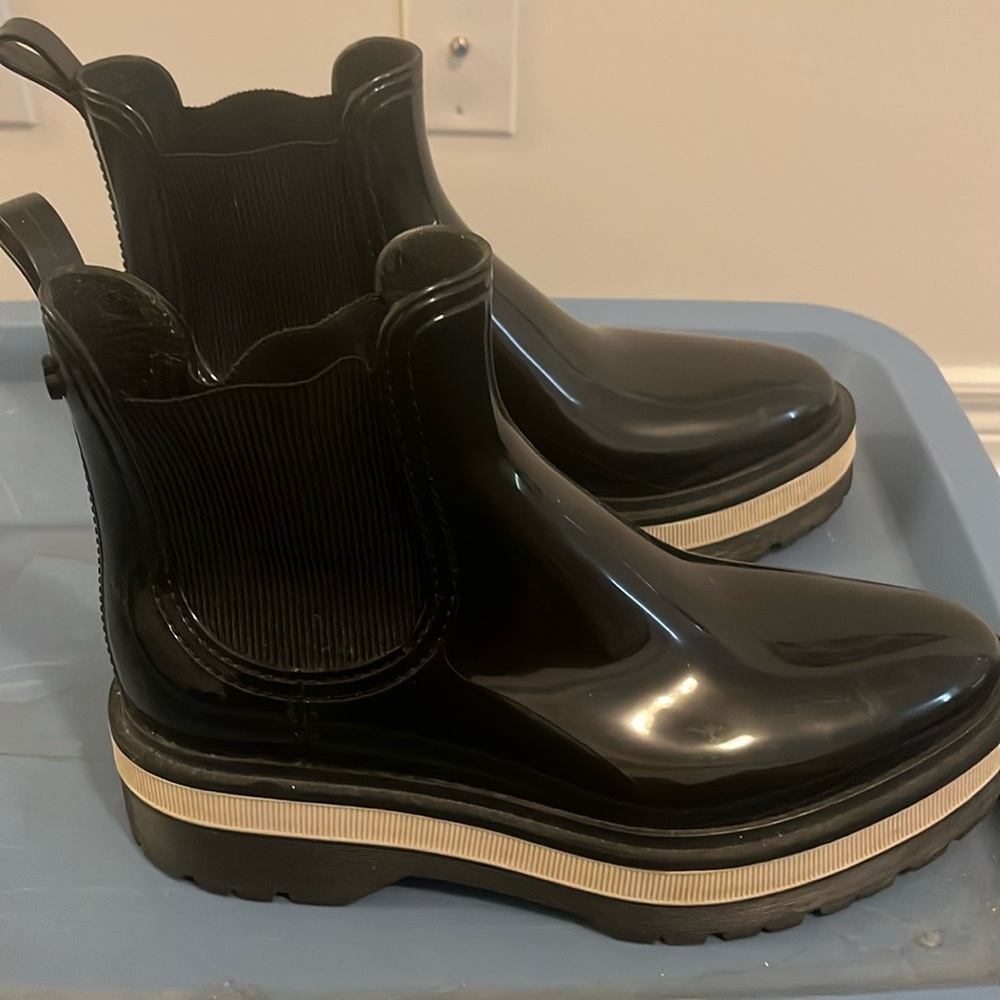 Black and off-white lemon jelly rain boots size 10